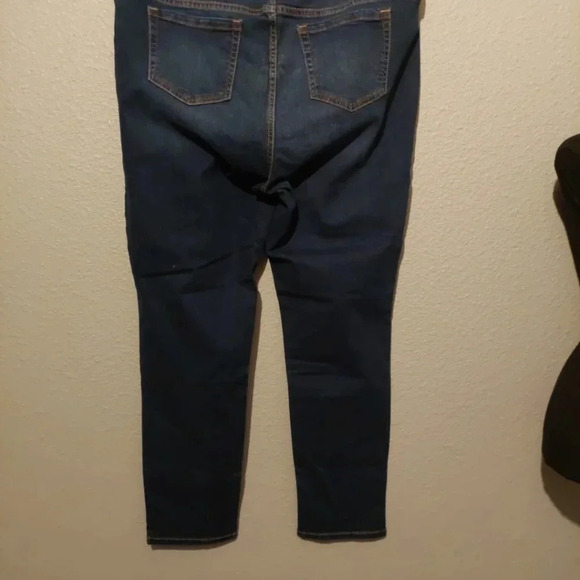 NEW Torrid Bombshell skinny jeans size 16 New! - Picture 4 of 13